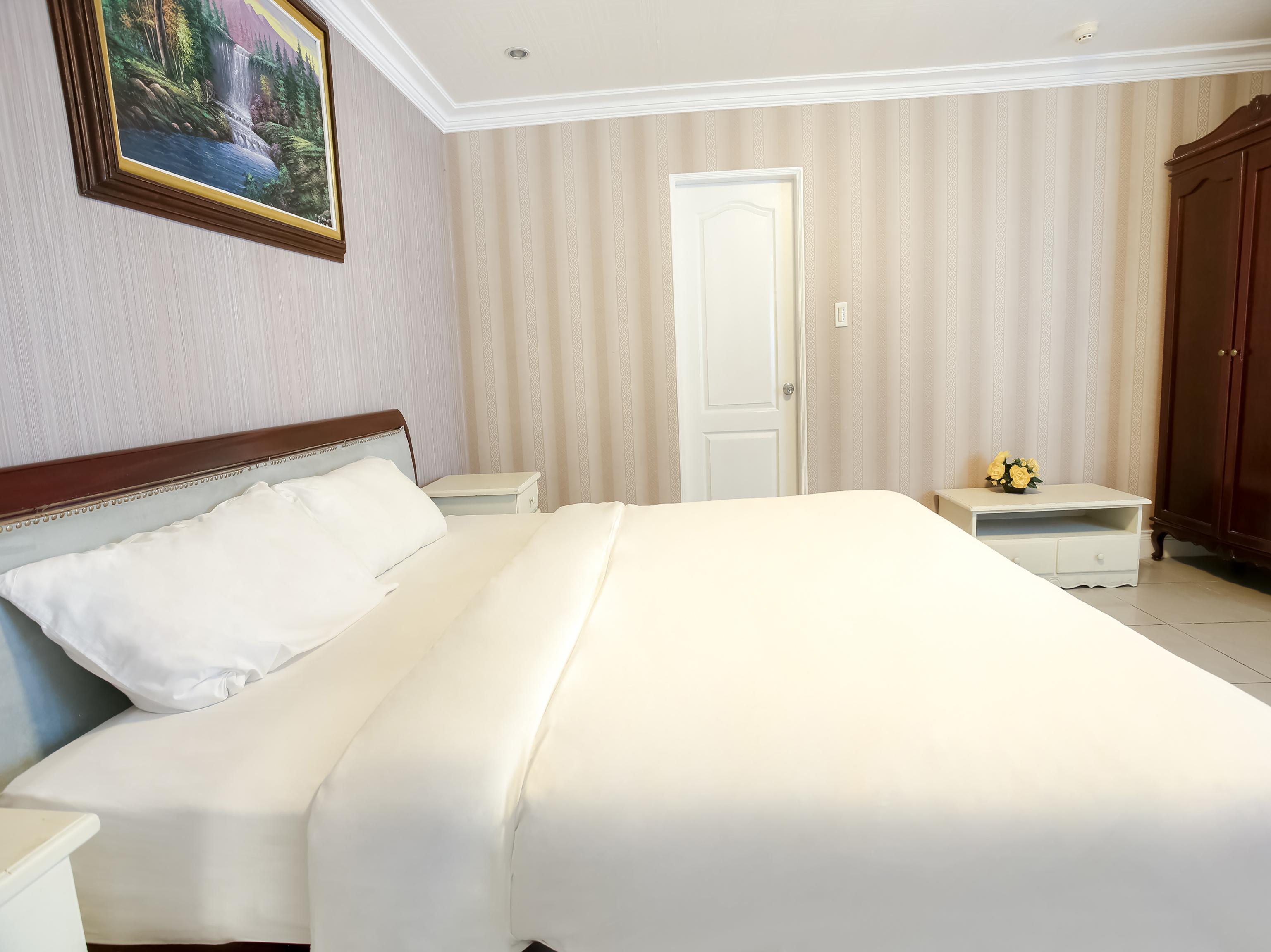 Hotel Euroasia By Bluebookers Angeles Eksteriør billede