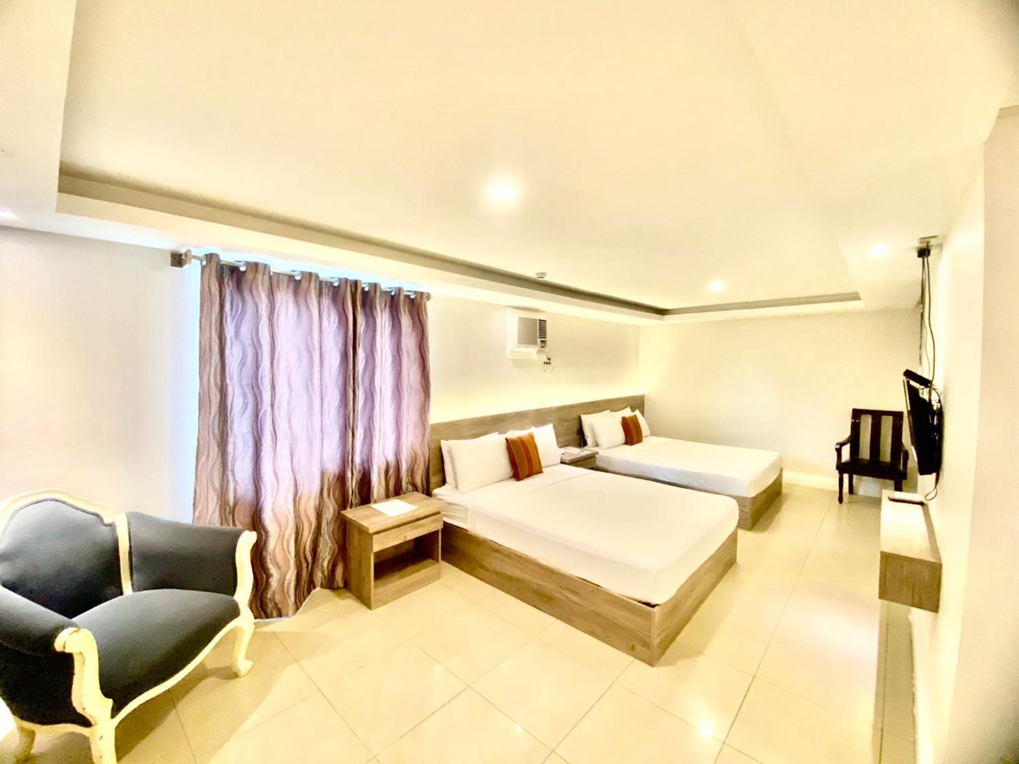 Hotel Euroasia By Bluebookers Angeles Eksteriør billede