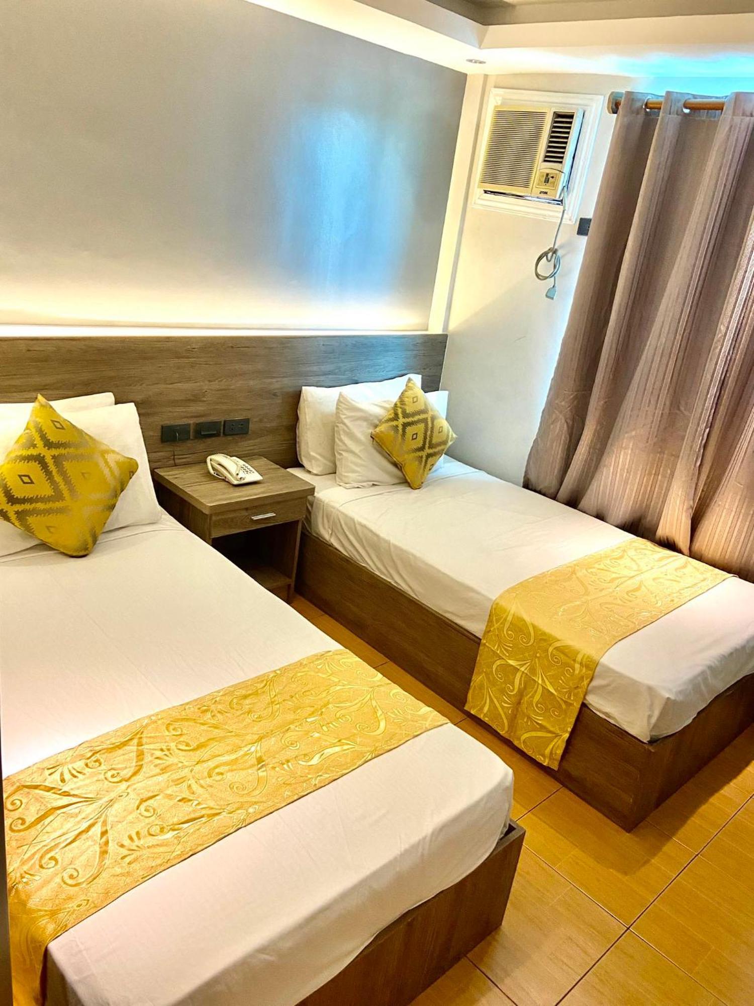 Hotel Euroasia By Bluebookers Angeles Eksteriør billede